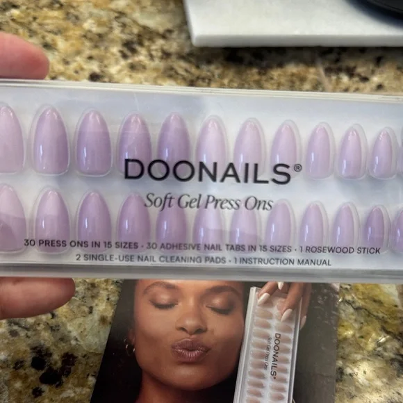 DOONAILS Soft Gel Press Ons - Lavender Ombre Set - Picture 2 of 5
